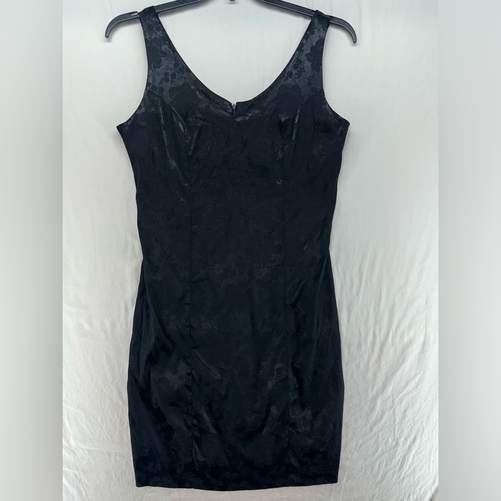 Betsey Johnson Black Floral Embossed Pinup Sheath Dress Womens Size 12 Made USA